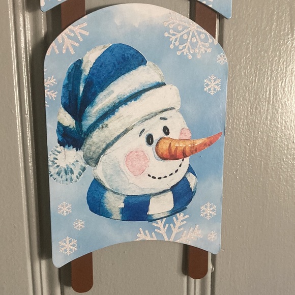 NWT Let It Snow- Snowman ⛄️ Holiday Sleigh Decoration Sign - Picture 10 of 17